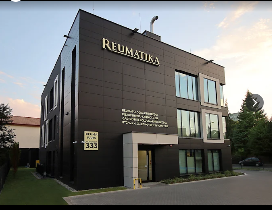 Budynek Reumatika przy Al. Wilanowskiej 333